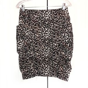 Twentyone Animal Print Skirt with Pockets Sz M